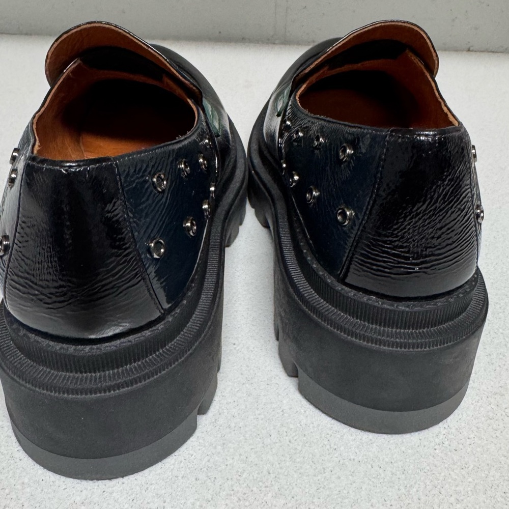 Chie Mihara Wylow Leather Chunky Sole Loafers, Black/Green - Picture 2 of 8